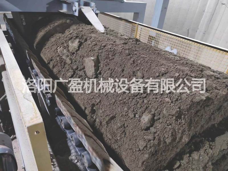 鐵礦污泥（庫）倉防堵穩(wěn)流裝置運(yùn)行現(xiàn)場(chǎng)
