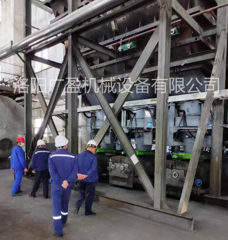 府谷項目煤倉清堵機安裝調試完成，運行良好！